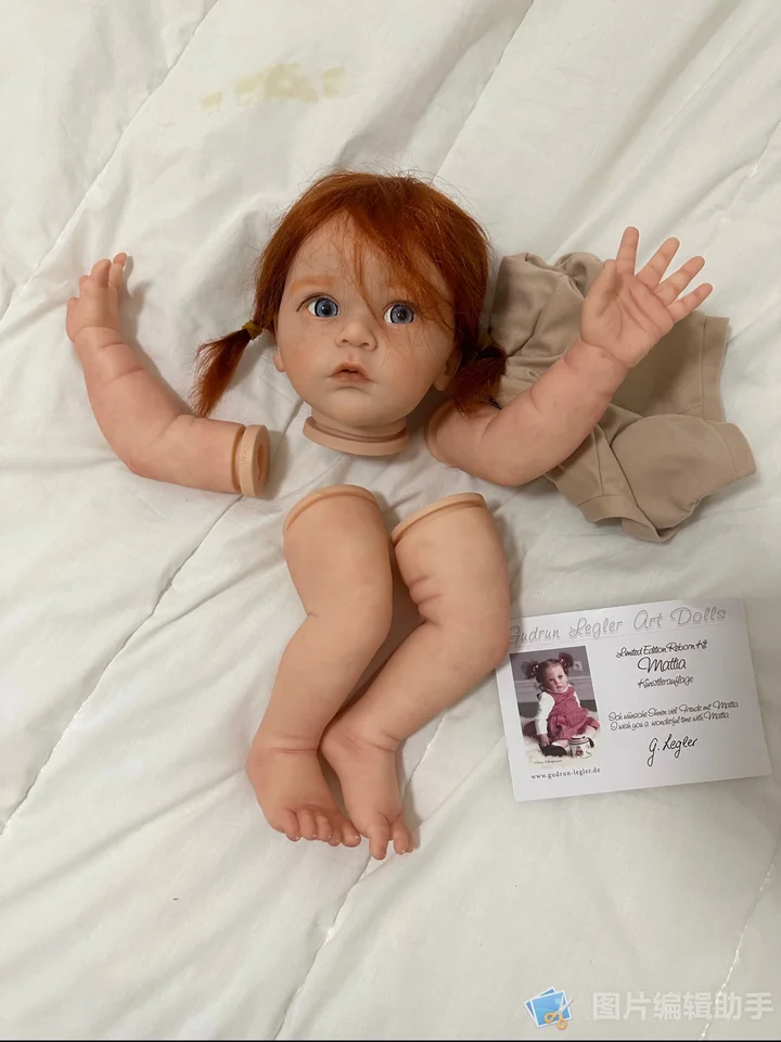 DLS Prispôsobené imitované napájanie 24 palcov Reborn Baby Mattia s ručne zakorenenými vlasmi s pehami na tvári maľovanej súpravy DIY diel