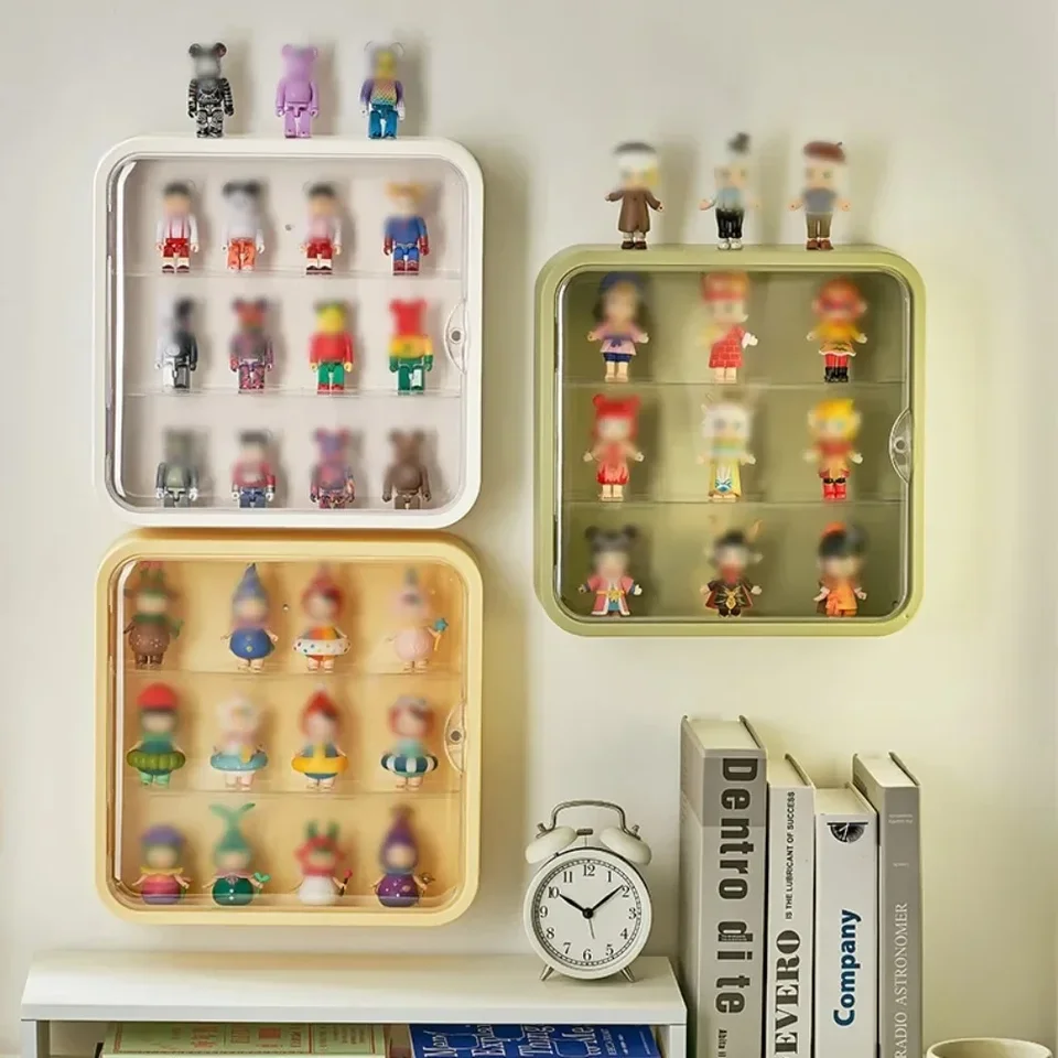 Doll Hračky Storage Box Blind Box Displej stojan na stenu namontovaný na prach Proof Acryl Storage Box pre figúrky predstavenia organizátorov organizátorov