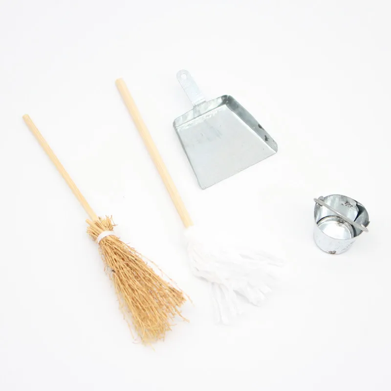 Dollouh Iron Bucket Mop Dustppan Sweeper 1:12 Set miniatúr scéna Streľba profesionálov Domáce dekorácie Doplnky Figuríny Figuríny remeselnícke hračky