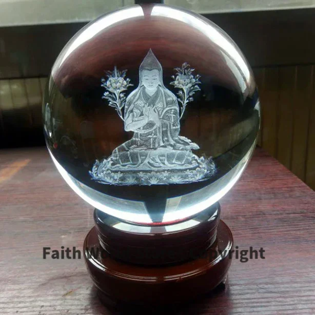 Domáci účinný patrón svätý Boh Buddha gélugpa žltý tibetský lamaizmus tsongkhapa feng shui talisman 3d krištáľová guľa