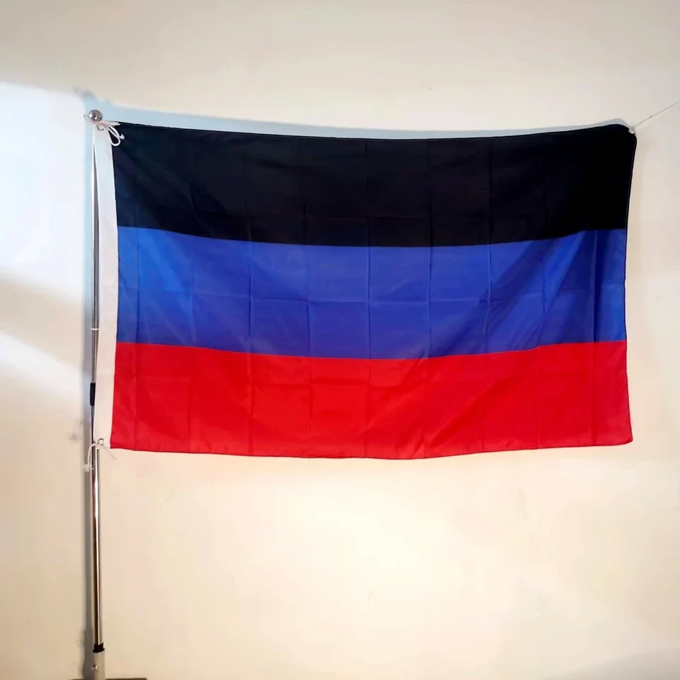 Donetsk Emblem Flag Polyester Printed Banner Tapestry pre dekoráciu vonkajšie pre dekoráciu 90x150 cm polyester