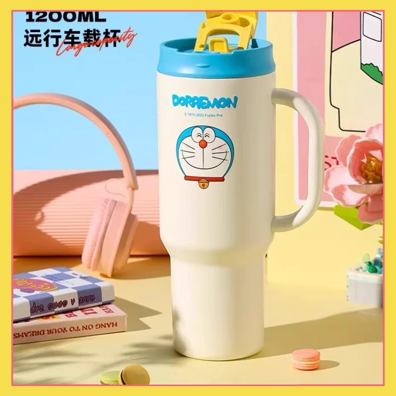 Doraemon periférny gigant veľká kapacita 316 Izolovaný pohár Sanrio Hellokitty High Vzhľad automobil