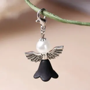 Doreen Box Guardian Angel Wing Clip na kúzla pre vintage náramky kvetina starožitná strieborná farba akrylové korálky 38 x 22 mm, 10 ks