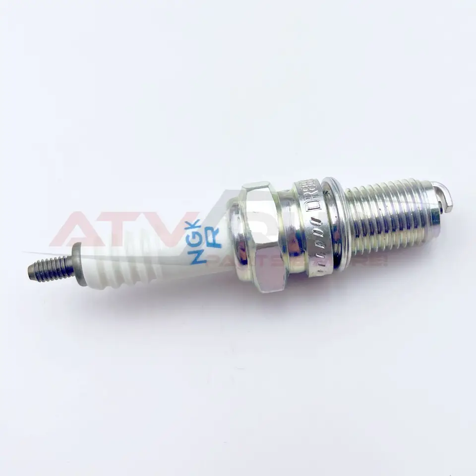 DR8EA Zapaľovacia sviečka pre STELS ATV 300B Buyang 300 Feishen FA-D300 H300 G300 2.1.01.0570 LU018894