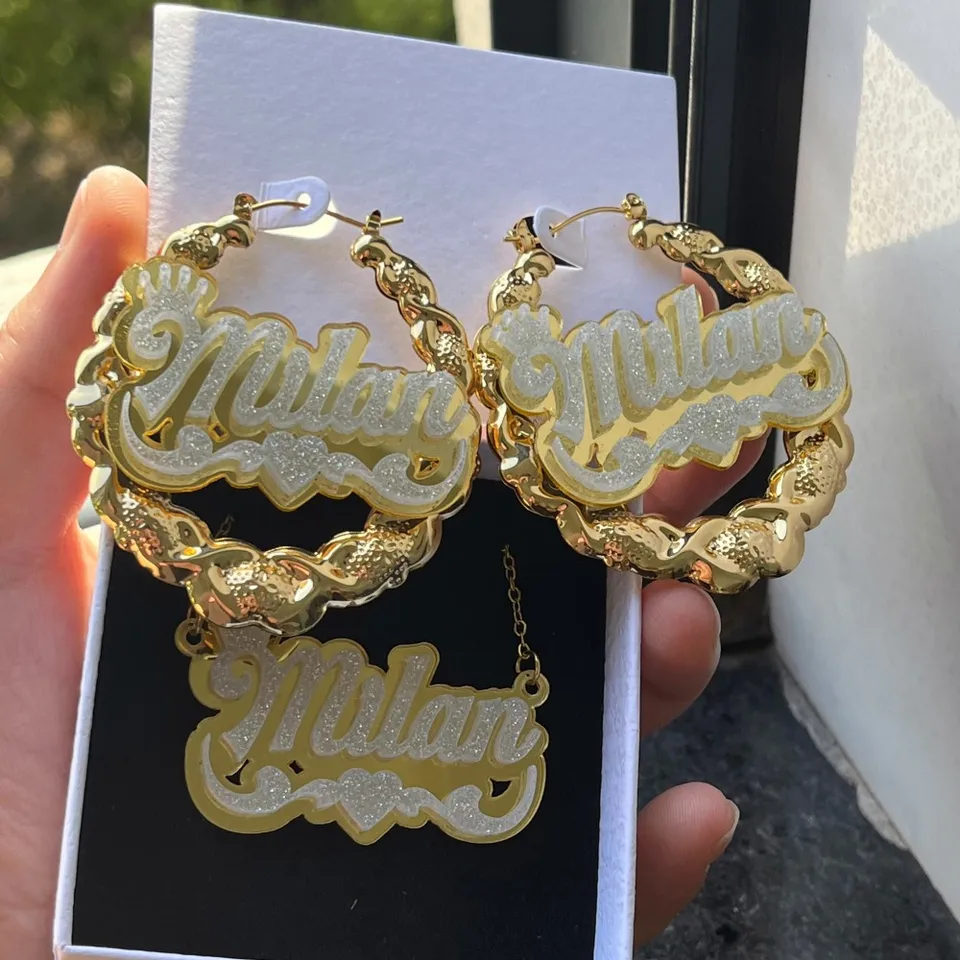 Duoying Custom Xoxo Šperky set personalizovaný názov koruny Názov akrylového štítku 45 mm obruče náušnice pre ženy