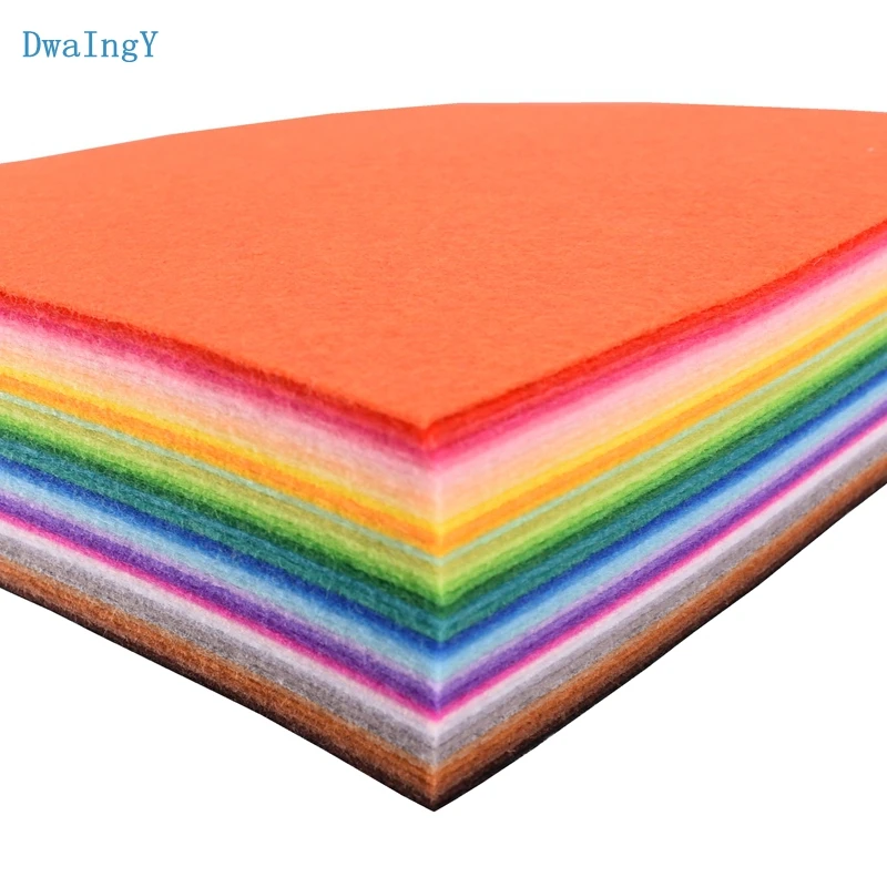 Dwaingy 40ks/šarža 1 mm hrúbka netkanej tkaniny Polyester Polyester Hons of Home Decoration zväzok pre šitie bábik a remesiel 15x20cm