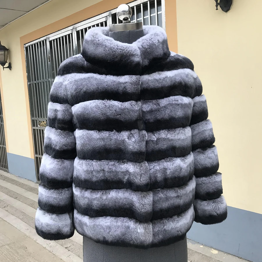 Dámska činkyňa rex králičie kožušinové bunda Nová módna krátka kožušina Zimné teplé králičie kožušinové vrchné odevy