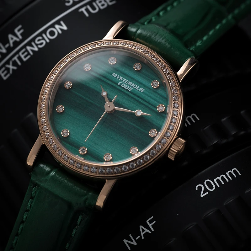 Dámske hodinky Dámy Príležitostné diamanty Analógové Quartz Ultrathin hodinky Značka záhadné náramky