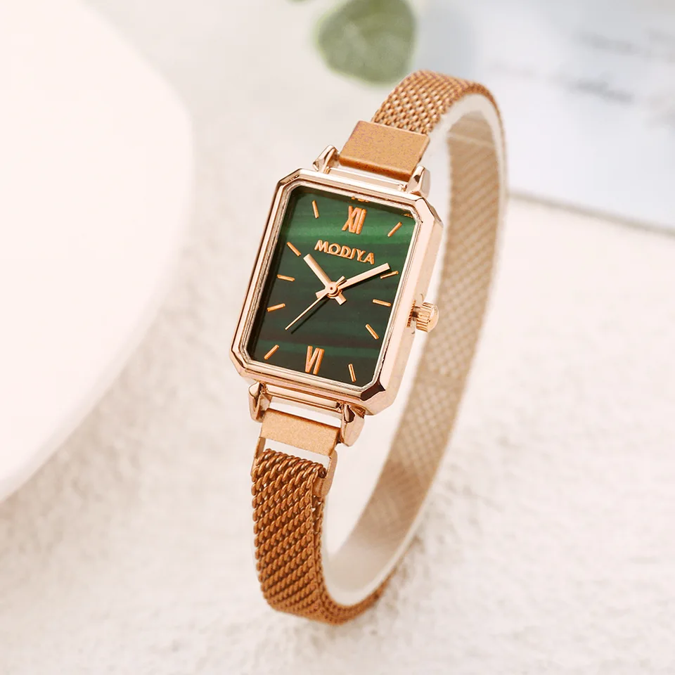 Dámske hodinky Fashion Square Ladies Quartz Watch Magnetický remienok Zelený číselník Simple Rose Gold Mesh Luxury Women náramkové hodinky