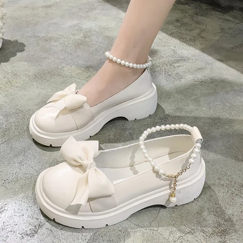 Dámske husto platforma Mary Janes Pumps leto 2024 Nové sandále Bow retiazky mlher topánky módy Oxford lolita topánky