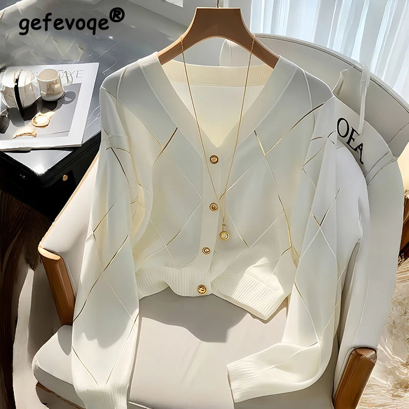 Dámske štýlové luxusné elegantné argyle Bright hodvábne korálkové gombíky Elegantné biele v krku dlhý rukáv s tenkým pleteným svetrom