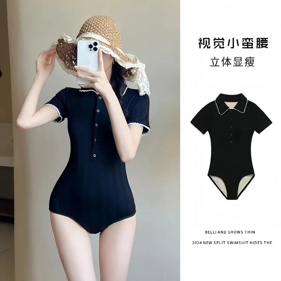 Dámsky jednodielny plaviek s krátkym rukávom Polovica Slim Black Blacking Suit Dievča