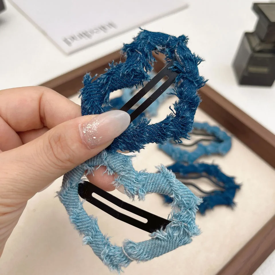 Džínsová modrá tkanina bočná klip Sweet Cool Y2K Girls Hair Pin Pin Kórejská móda milostná hviezda v tvare čela zlomená vlasová klip