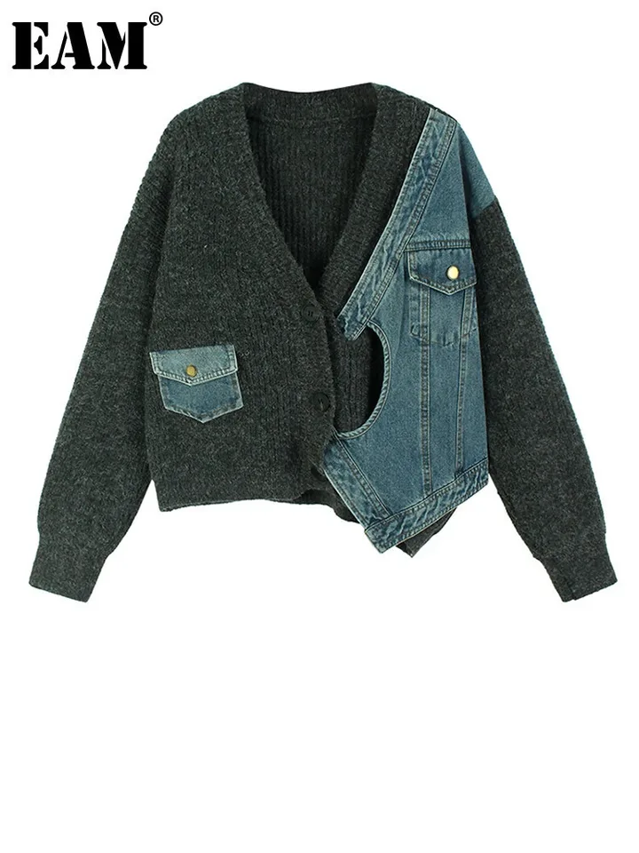 [EAM] Šedá denim veľká veľkosť nepravidelný pletací sveter sveter s dlhým rukávom V s dlhým rukávom Ženy Nové módne jar jeseň 2025 1DH8241