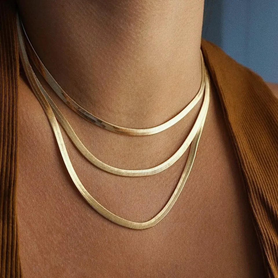 Ebbelle z nehrdzavejúcej ocele 18k Gold -pokovovaná krátka rybia kosti reťazové náhrdelníky pre ženy minimalistický náhrdelník so zlatým reťazcom