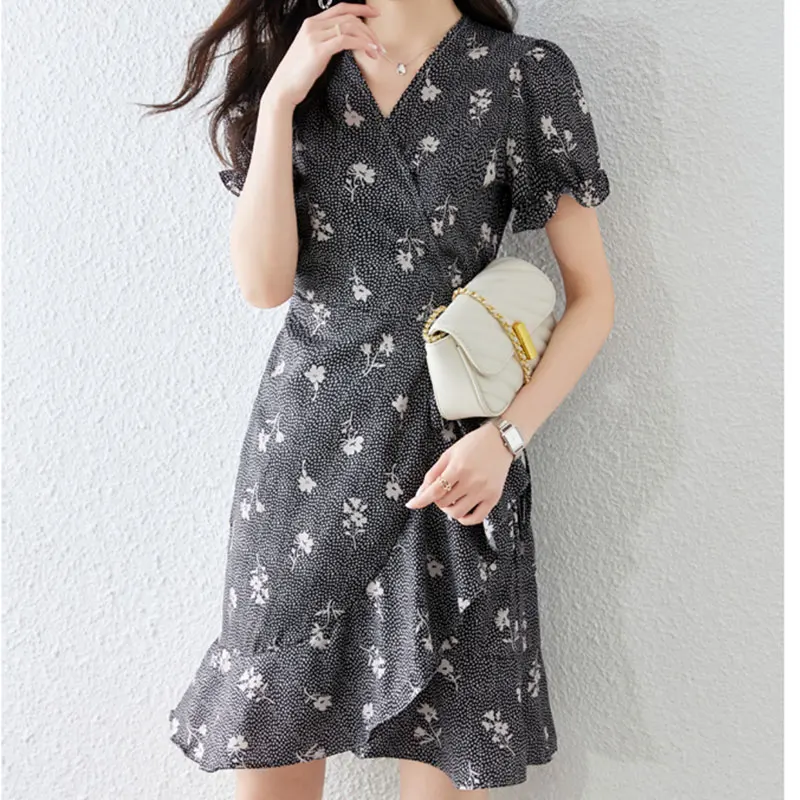 Elegantná móda harajuku štíhle fit ženské oblečenie uvoľnené príležitostné všetky zápasy sukňou High pás V krk potlačené šaty s krátkym rukávom