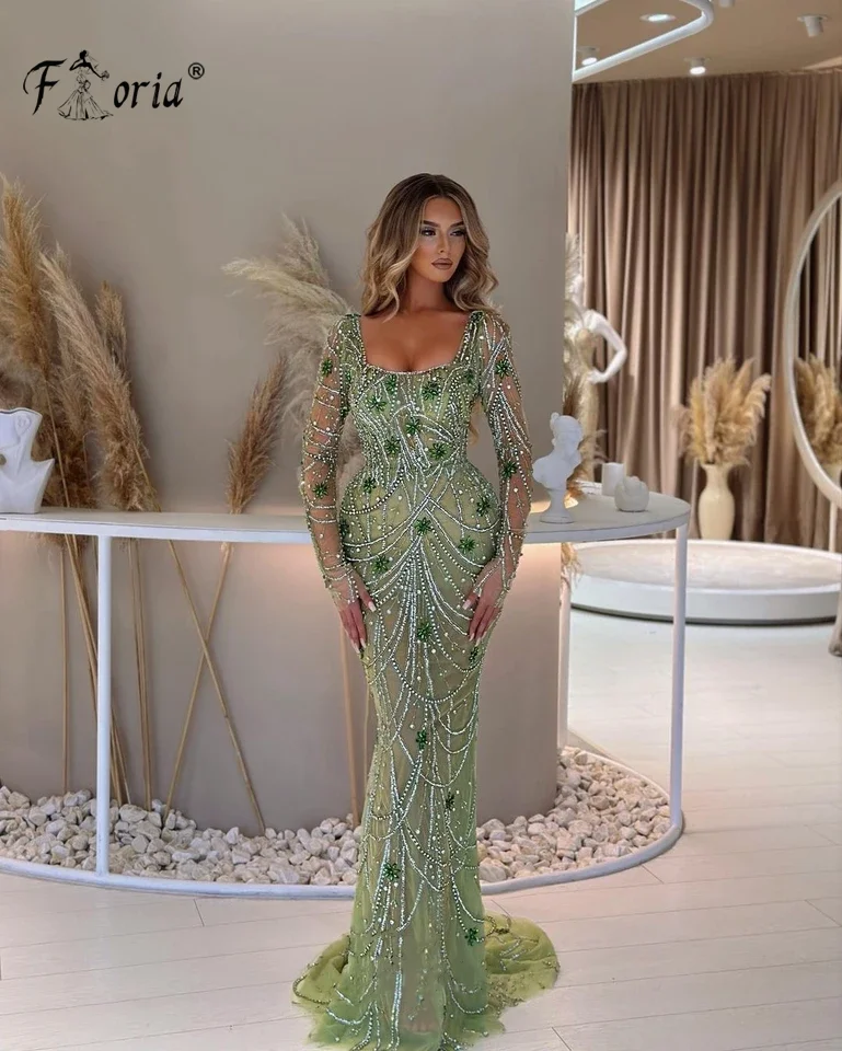 Elegantné krištáľové korálkové morské panny Formálne večierky Zelené strapce dlhé rukávy Večerné šaty Chladné kamienky