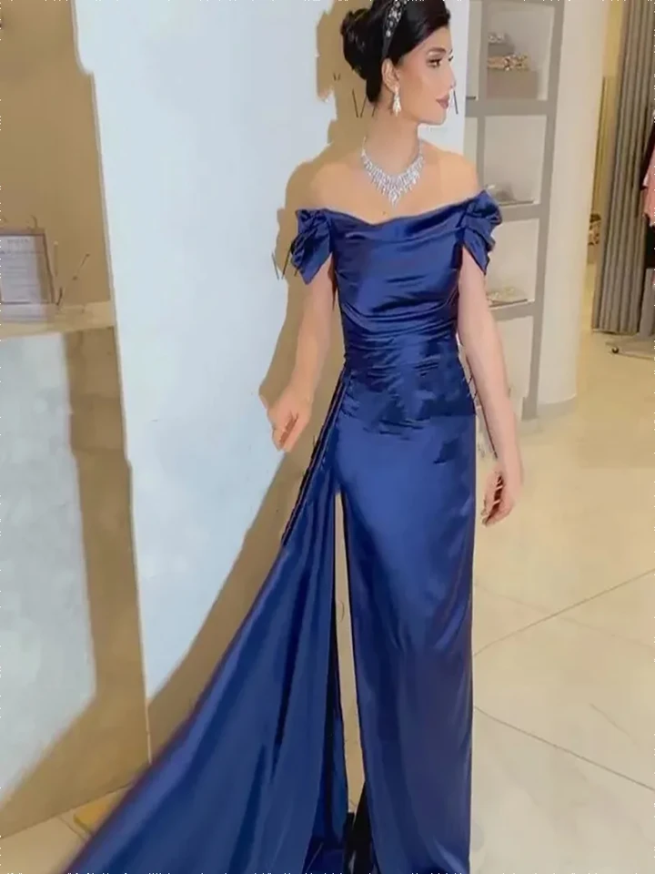 Elegantné námornícke modré modrá z ramena Večerné šaty čln s krátkym rukávom Prom šaty so saténovými šatymi pre ženy