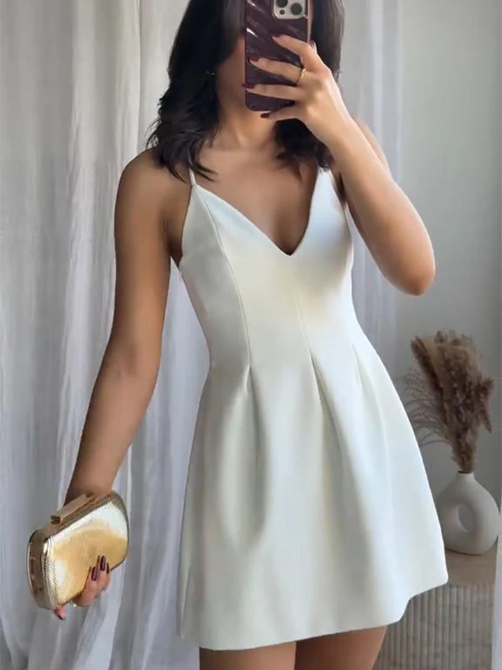 Elegantné praky krátke šaty Ženy Solidy sexy v krku v krku Preated a line šaty ženy 2025 jarné letné módne módne šaty