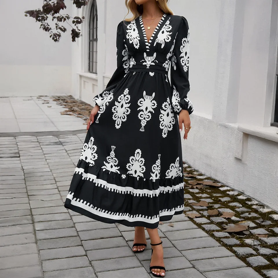 Elegantné tlačené V-krstné šaty s dlhým rukávom A-line pre ženy