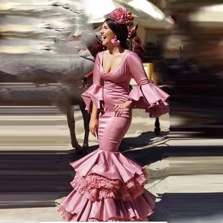 Elegantné šaty z morskej panny s plesmi s erupami Formálne večierky Ružové flamenca španielske odstupňované voláre večerné dráhy