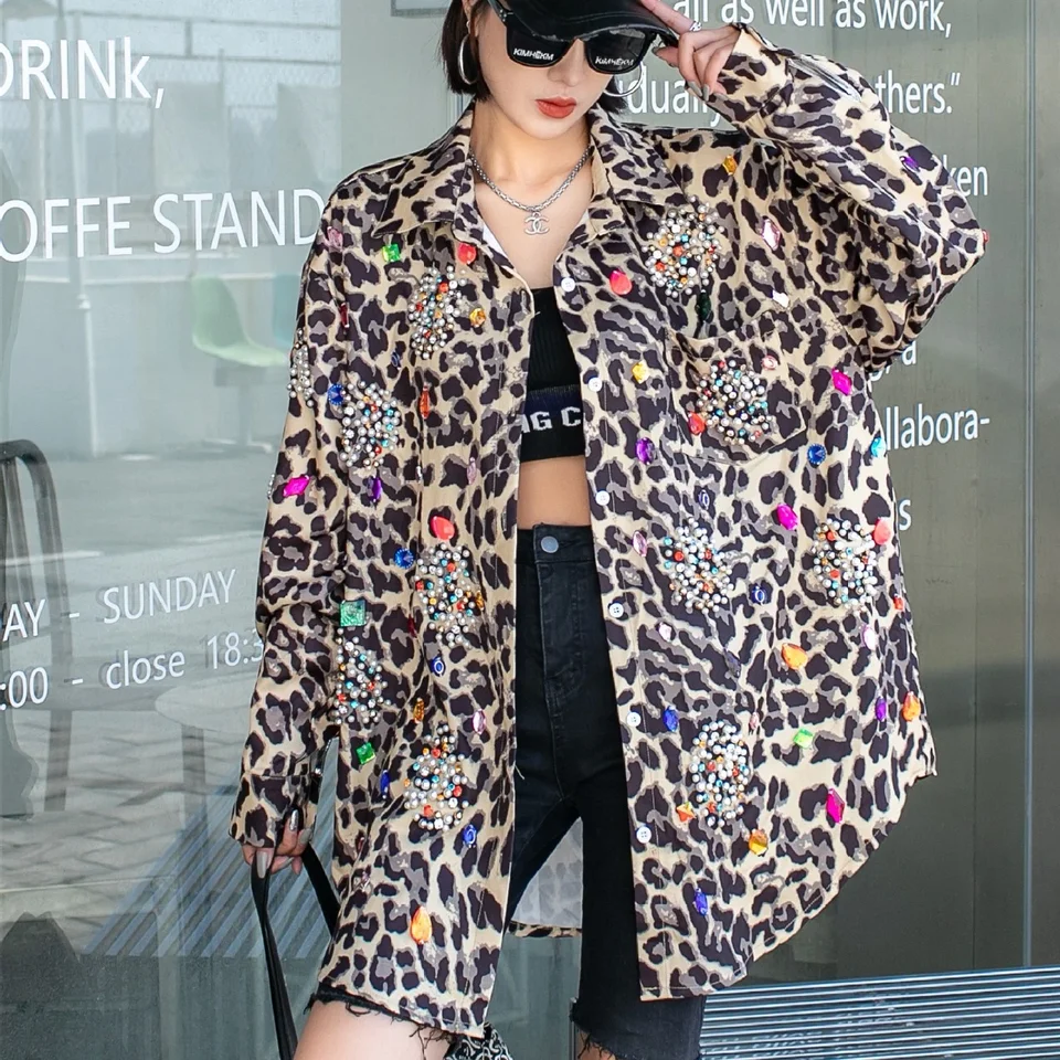 Elegantné ženské leoparda tlačené dúhové kamienky korálkové košele stredne dlhé diamanty blúzky krištáľové voľné svetové vrcholy Blusas