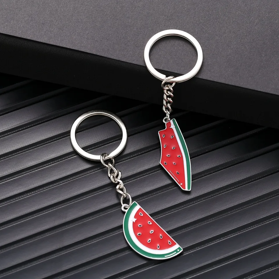 ENAMEL WATERMELON KEYCHAIN ​​Roztomilé ovocie Geometrické prívesok Key Ring Ring CAR Batoh Držiteľ držiaka darčekov