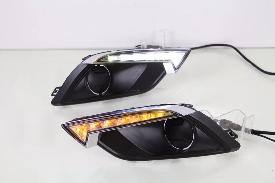 EOSUNS LED DRL denné svetlo pre Chevrolet Sail Aveo 3 2014-2015 so žltým zákrutom a bezdrôtovým ovládaním