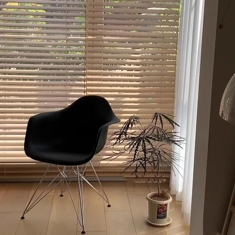 Európska márnosť jedálenským stoličkám počítač Funky jedinečná svadobná meditácia Krásny jedálenské stoličky Študent balkón Trendy nábytok