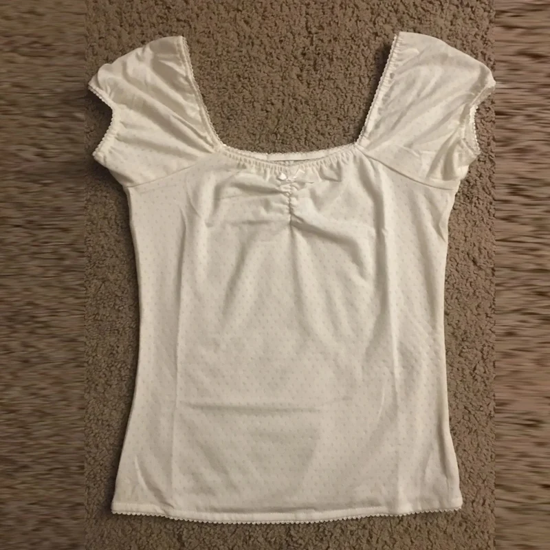 Fairycore Eyelet Kawaii Tričko 00s 00s retro y2k plodiny Tops Tops Trim Tress Square Collar Krátke rukávy biele odpaliská Kórejské oblečenie