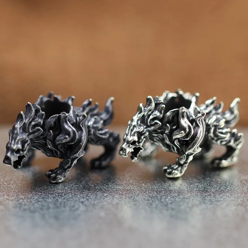 Fantasy Creature Fire Wolf Brass nôž korálky EDC outdoor Tool DIY Paracord tkané náramky príslušenstvo baterka
