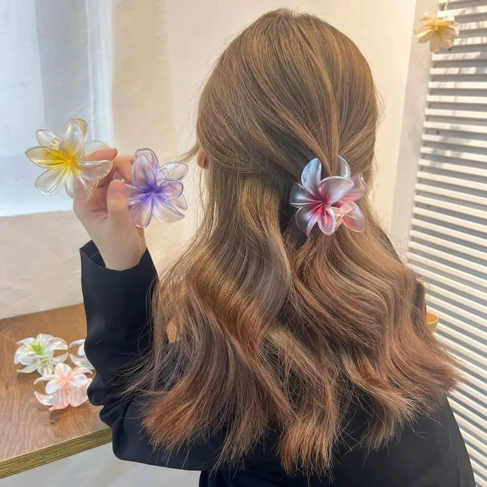 Farebný klip s klipom vlasov pazúry Bohemian styling plumeria kvetový tvar voči na vlasy plastová klipka na vlasy leto