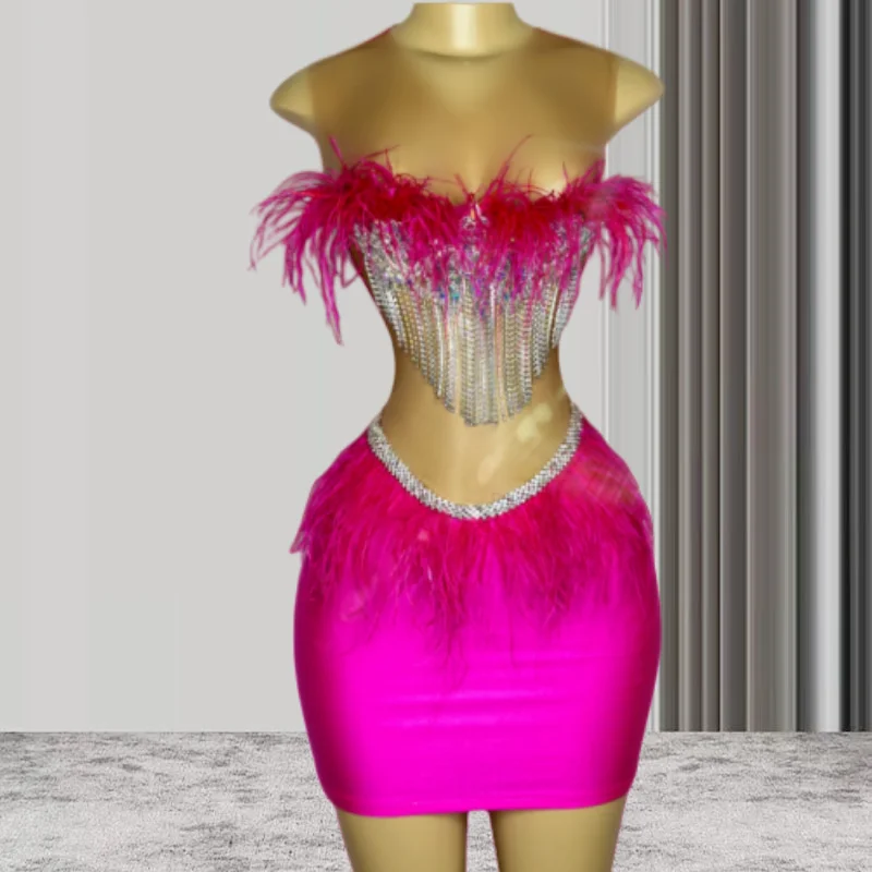 Feather fuchsia Pozri sa cez ženy africké kokteilové šaty korálkové narodeninové šaty Krátke čierne dievčatá plesové šaty Homecoming