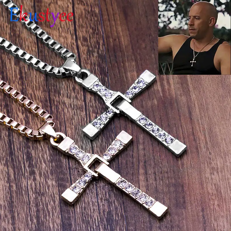 Filmové šperky Fast a Furious Toretto Men Classic Cross Pendant náhrdelník Nové mužské náhrdelníky a prívesky módy