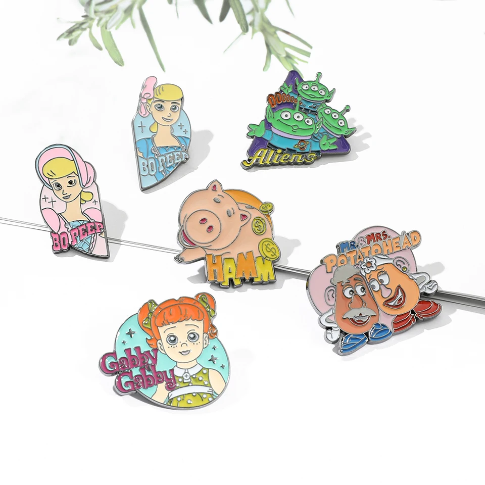 Filmový príbeh Brošny Gabby Hamm Alien Zemiak hlava Bopeep Shepherdess Roztomilé hračky odznaky módne šperky Pins doplnky