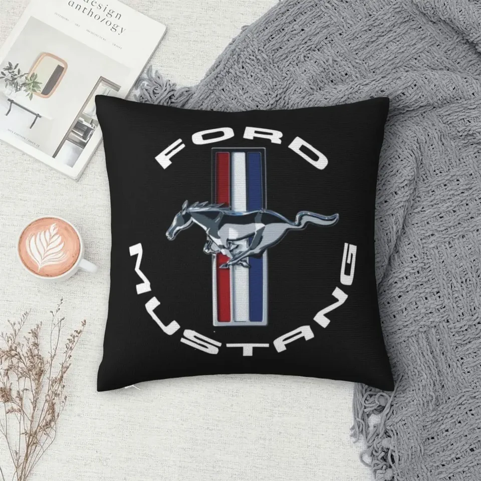 Ford Mustang vankúše vankúše Polovičné vankúše prikryte vankúšový vankúš. Vankúš Pohovka Dekoratívne vankúše používané pre domácu obývaciu izbu