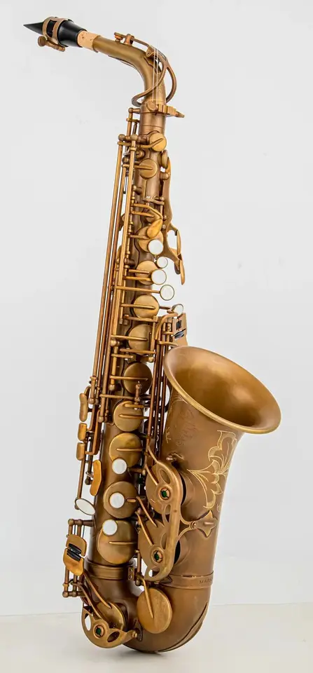 Francúzsko Mark VI alto eb naladenie saxofónu nový príchod mosadz bronzing hudobný nástroj e-flat sax s príslušenstvom pre prípad