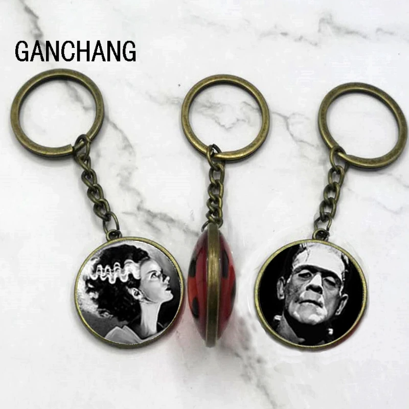 Frankenstein a jeho nevesta s obojstranným príveskom Keychain Frankenstein Keychain Monster Bride Double Keychain