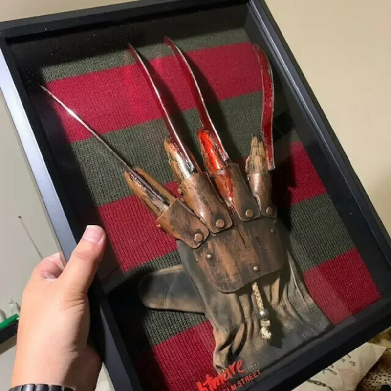 Freddy Krueger Halloween Elm Street rukavice a svetre ukážky nočnej mory drevený fotorámik