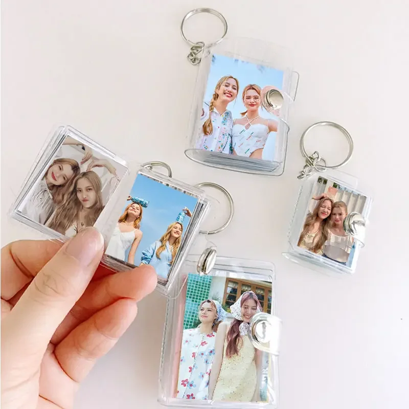 FreenBecky rovnaký štýl Photorealistické periférne mini album Storage Student Kartoon Keychain Prívesok 1/2 palca Photo album Pendant