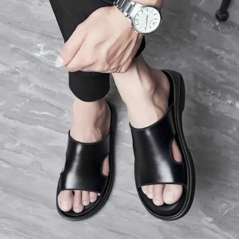 Fznyl muži Originálne kožené sandále Vzduch vankúš na sklíčko topánky Non-Slip Gumova výška klasika čierna plochá pláž