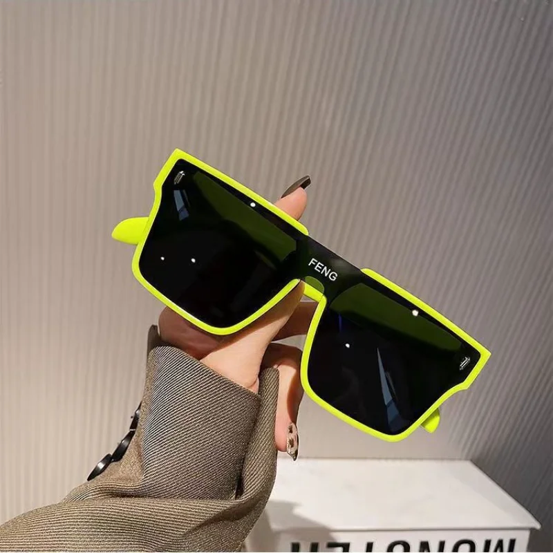 Gafas y2k módne nadmerné štvorcové slnečné okuliare Ženy zrkadlové šošovky punk slnečné okuliare jeden kus očných okuliarov odtiene UV400 Muži okuliare ччки
