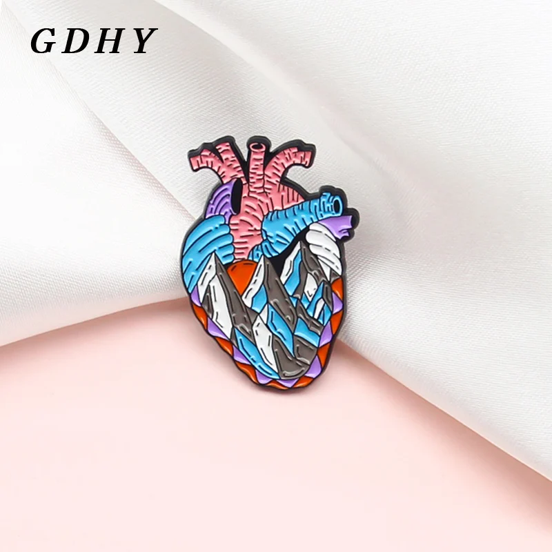 Gdhy anatomické srdcové kolíky brošňa Medical Anatomy Peak Mountain Heart Enamel Pins Neurology pre lekárovi sestry Bags odznaky Darčeky