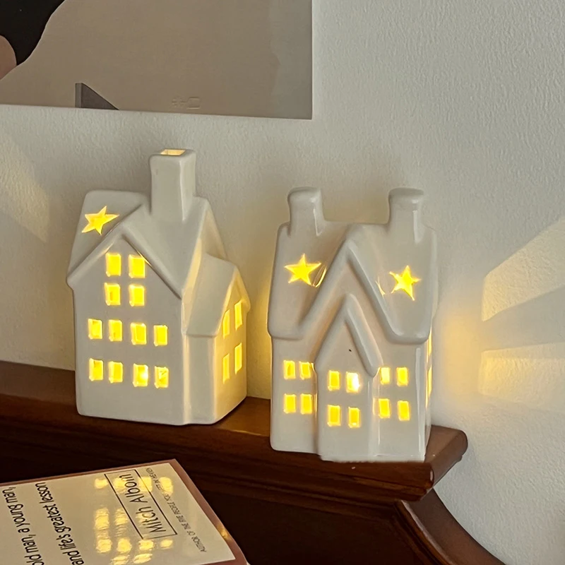 Giemza Snowhouse Chimney Candlestick Candle Room Holiday Decotion Gnome Home for Fairy Tale House v tvare nočné svetlo darček 1pc