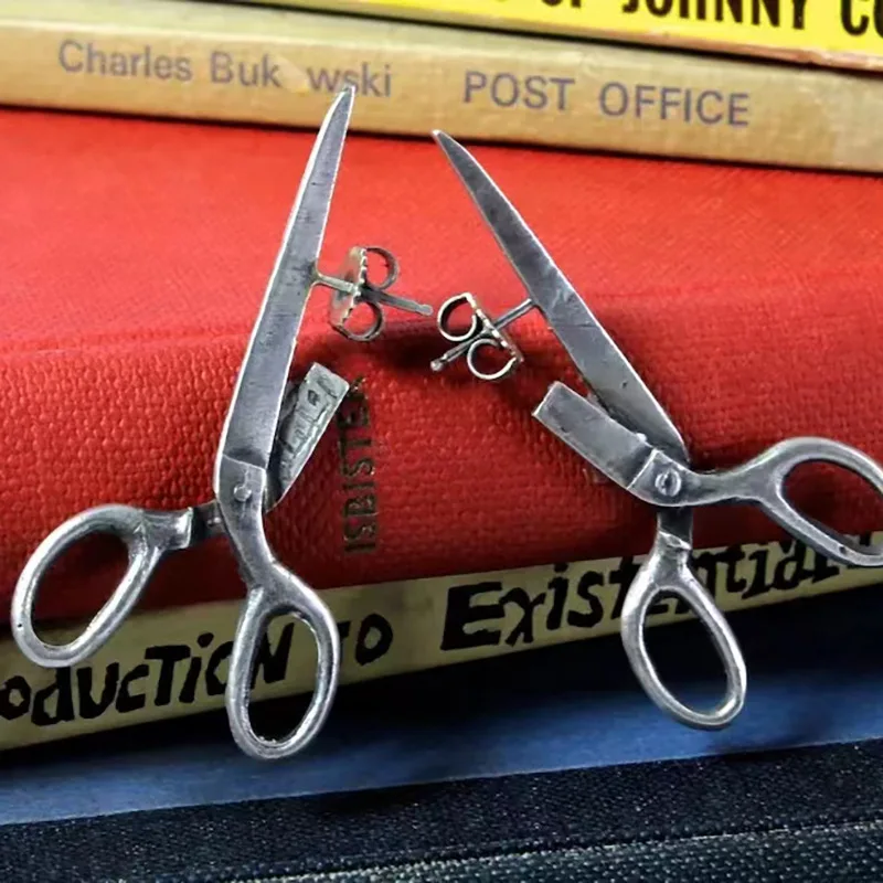 Gotické náušnice s nožnicou obruč pre ženy dievčatá vintage minimalistické nožnice Curet Created Osobné kadernícke náušnice