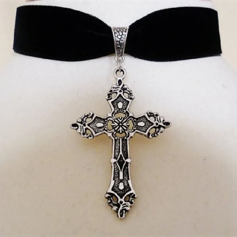 Gotický krížový choker zamat Pagan Wiccan Stredoveké prívesky Vyhlásenie Steampunk Náhrdelník módne goth šperky darček 2021 nový