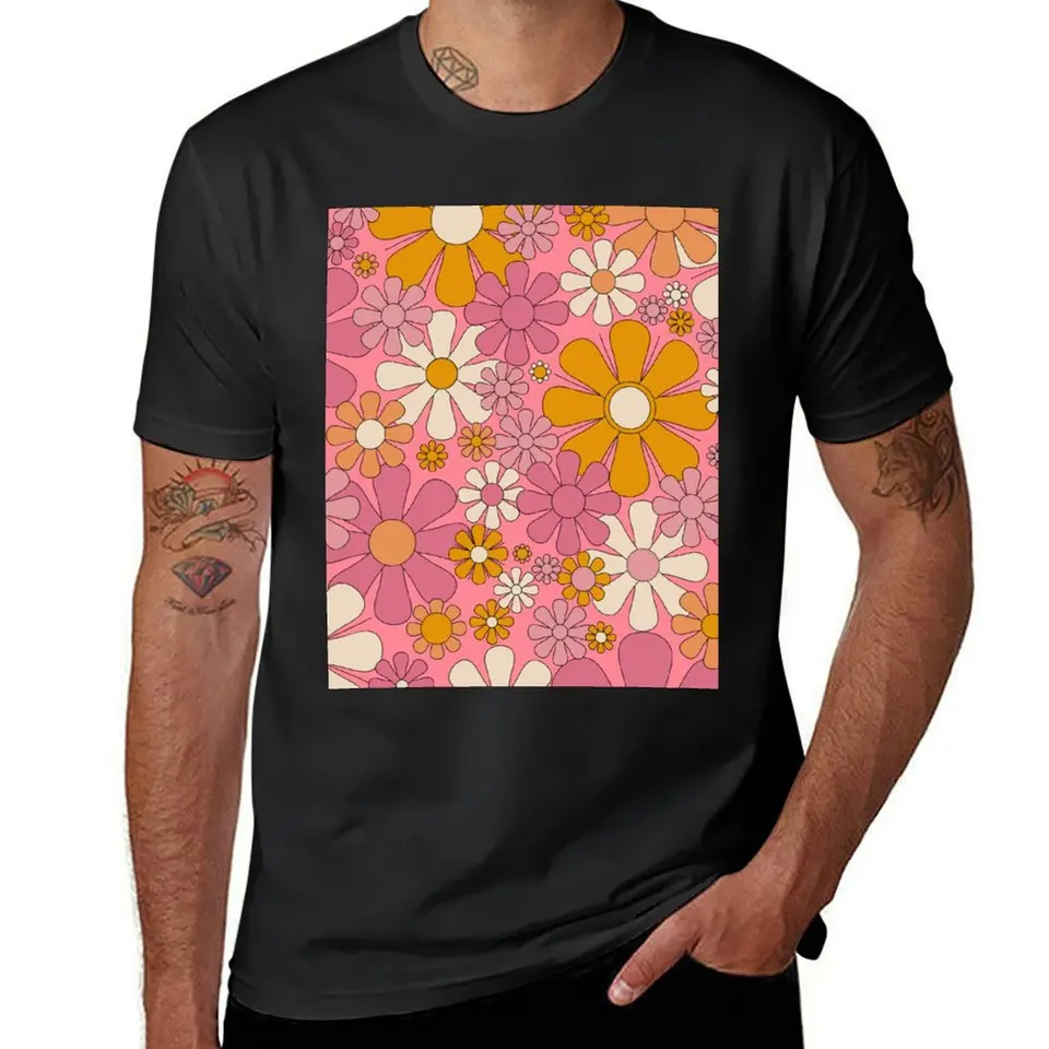 Groovy Pink Retro Garden Flowers 60S 70.s kvetinové vzory Tričko Tops Tops Obytné čierne tričká Men