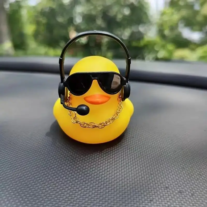 Gumová kačica roztomilé gumové kačacie párty hračky na palubné panely s mini slnečné okuliare trubicové klobúky náhrdelník šál slúchadlá
