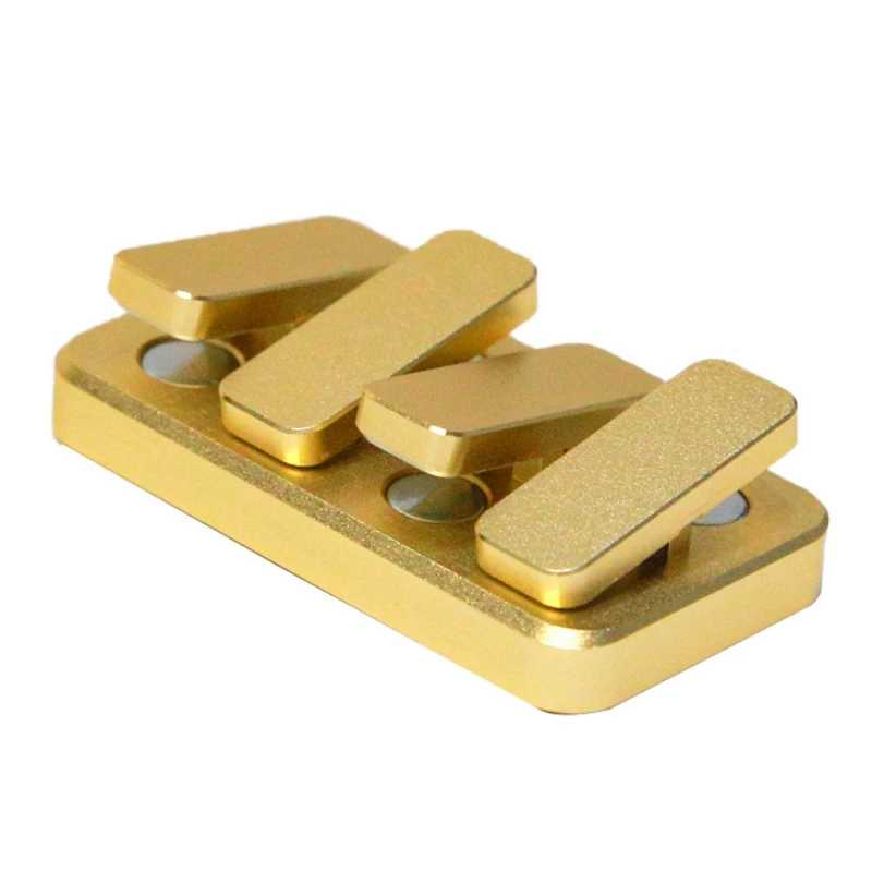 Haptické hračky na zmiernenie stresu Clicker Stress Sekew Magnetic Push Card Metal Fingertip Press Piano Metronome Fidget Hračky