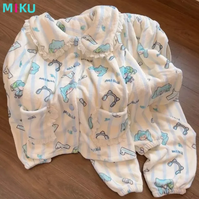 Hatsune miku animácia Periférna karikatúra tlačená čipka flanel s dlhým rukávom Domáce oblečenie pre dievčatá sladké dievčenské srdiečko pyžamy